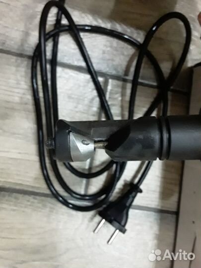 Продаю электрические вырубные ножницы по металлу