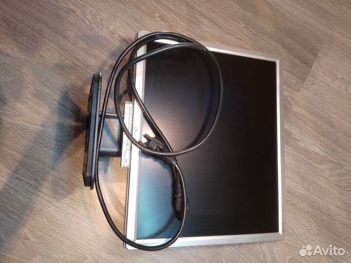 Acer монитор 17