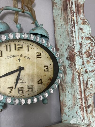 Часы в раме декор