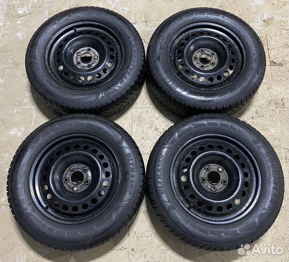 R17 диски оригинал 5x114.3 Nissan Renault