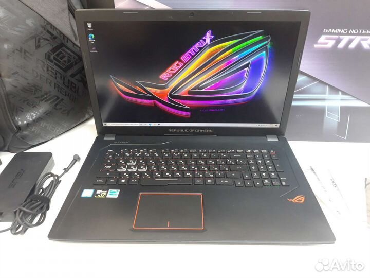 Asus Rog Strix 17.3