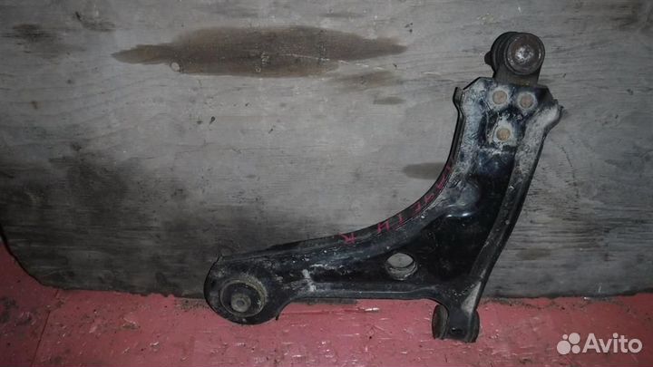 Рычаг передний правый Chevrolet Lacetti 2002-2013