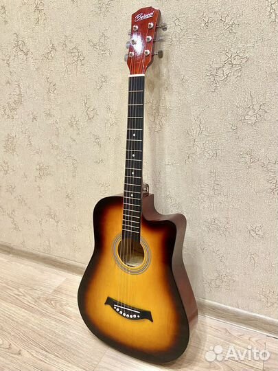 Гитара акустическая новая Belucci