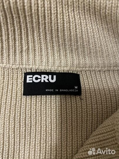 Укороченая кофта bershka