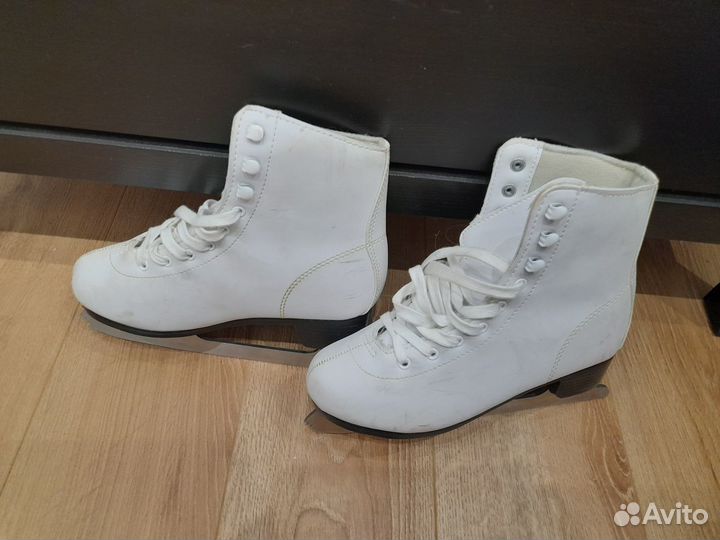 Коньки фигурные