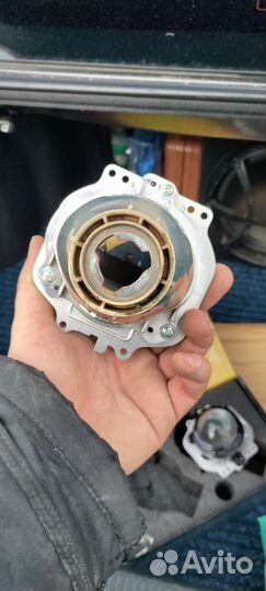 Линзы в фары Камри 40