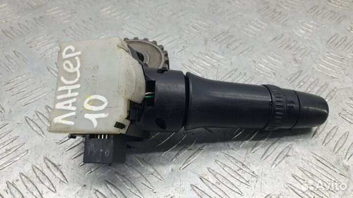 Переключатель поворотов подрулевой Mitsubishi