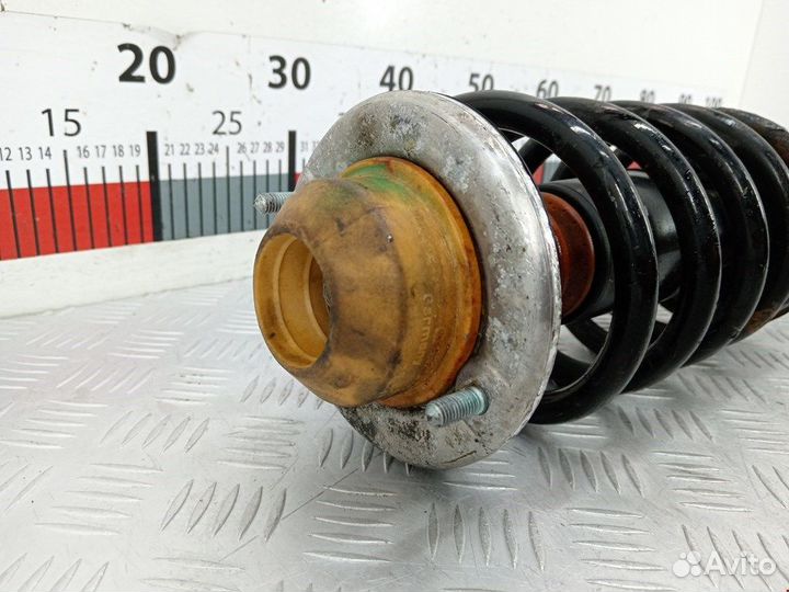 Стойка для Volkswagen Passat 5 GP