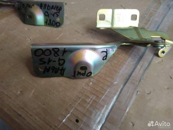 Петля капота Nissan Almera G15 2012-2014