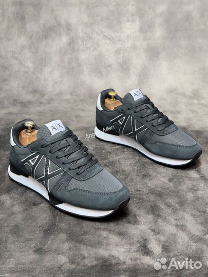 Кроссовки Armani плотные