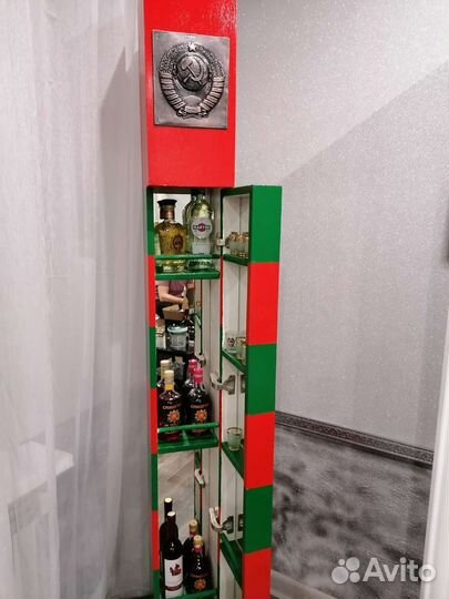 Пограничный столб-бар