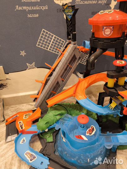 Hot Wheels Невообразимая автомойка Крокодил