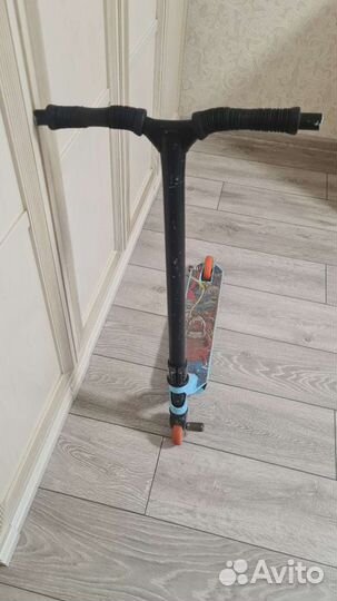 Трюковой самокат oxelo