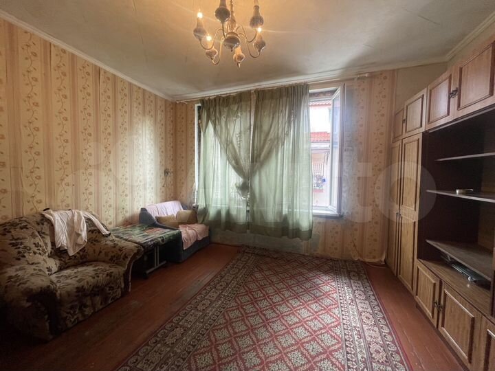 Комната 60 м² в 6-к., 3/4 эт.