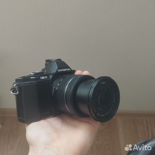 Беззеркальный фотоаппарат Olympus OM-D E-M5 mark I