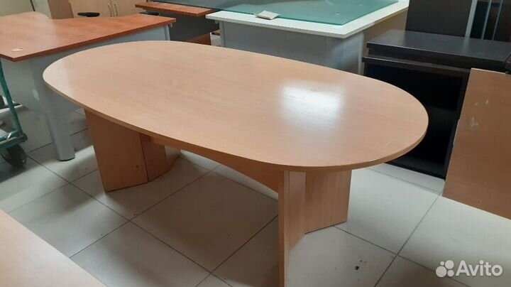 Стол переговорный, овальный. Б.У. Этот товар в Ека