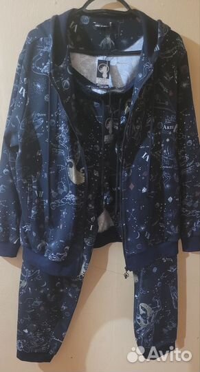 Спортивный костюм 