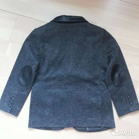Пиджак Zara на мальчика 116 см