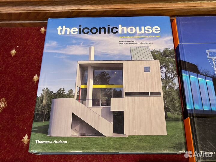 Книги Thames & Hudson