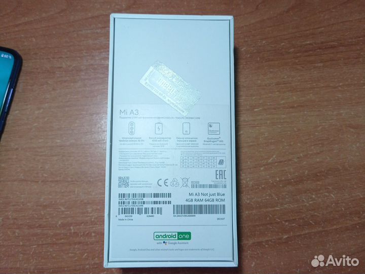 Телефон Xiaomi mi a3