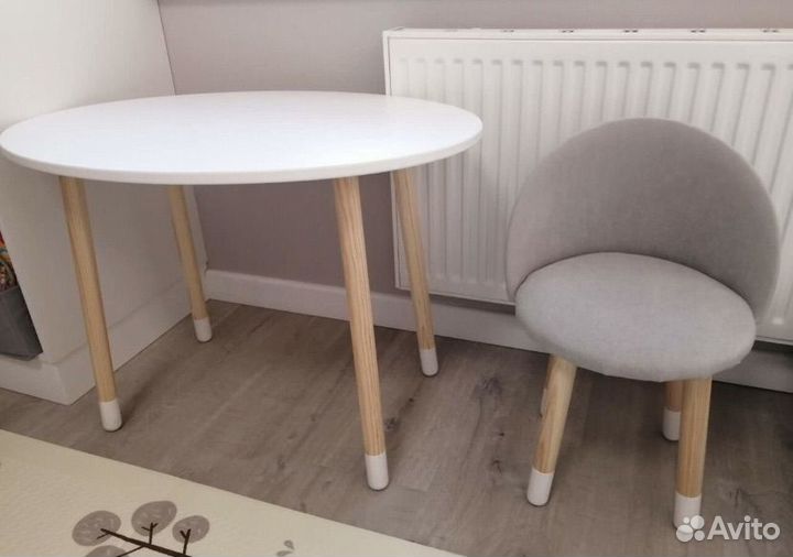Детский стол и стул