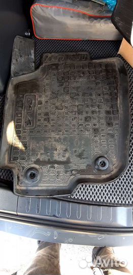 Коврики на раф 4