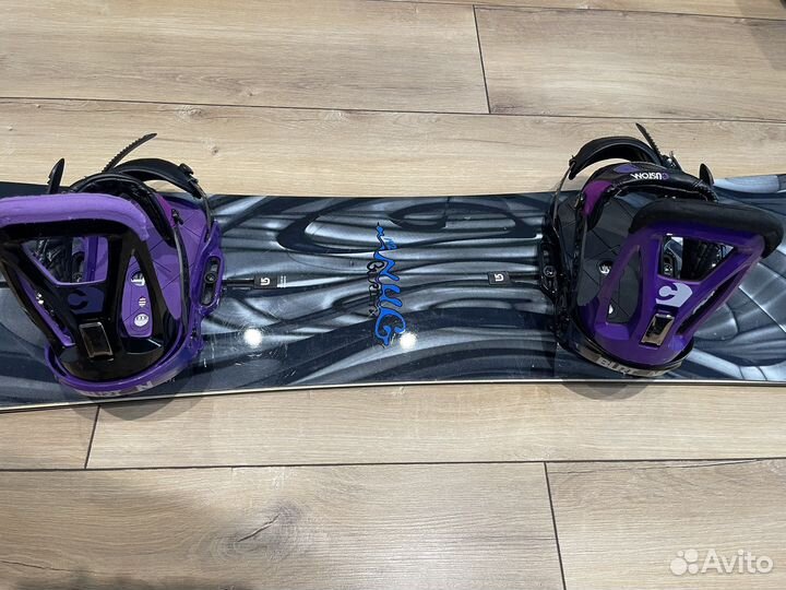Сноуборд Burton Nug 142 + Крепления Burton Custom