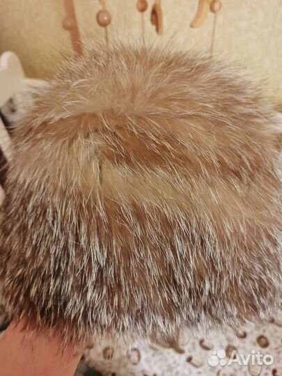 Шапка вязаная женская мех енот