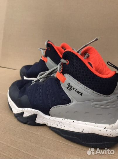 Баскетбольные кроссовки