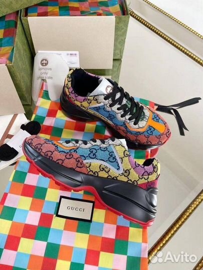 Кроссовки gucci