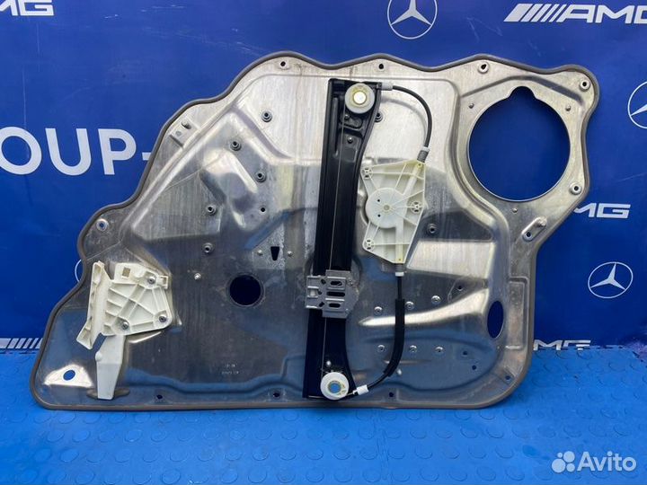 Стеклоподъемник задний левый Mercedes S500 W221