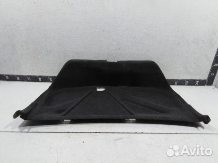 Обшивка крышки багажника