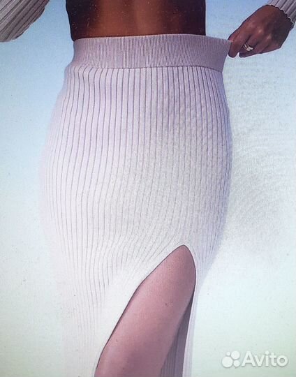 Юбка женская с разрезом