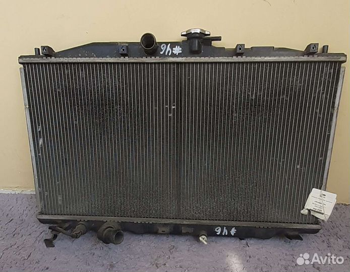 Радиатор охлаждения двигателя Honda Accord 7 2003