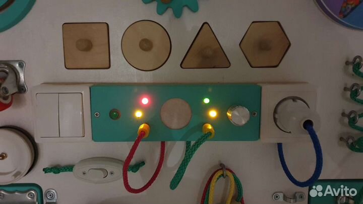 Бизиборд Смекалкин Мечта малыша :)