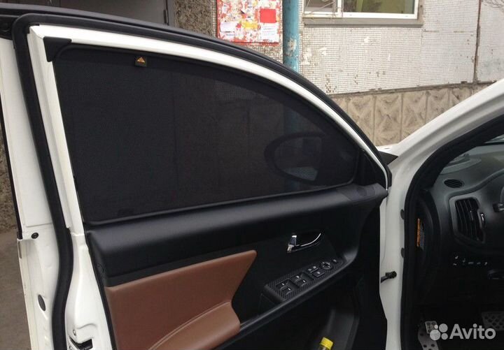 Автошторки затеняющие