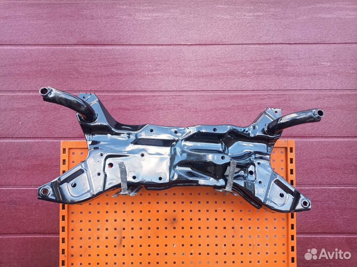 Балка подрамник Mitsubishi Outlander xl 3.0