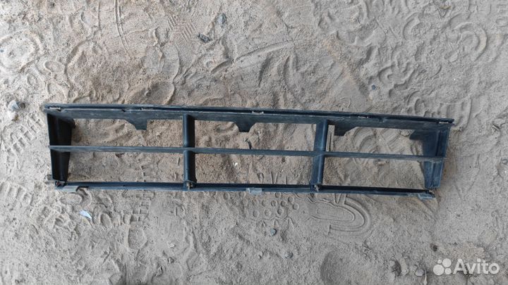 Решетка переднего бампера bmw e39