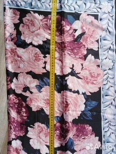 Платок Шелк 100 размер 90 на 90