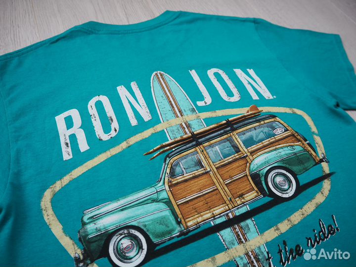 Новая футболка Ron Jon. (S)