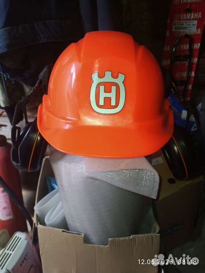 Шлем с наушниками Husqvarna