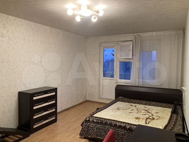 Комната 20 м² в 3-к., 18/25 эт.