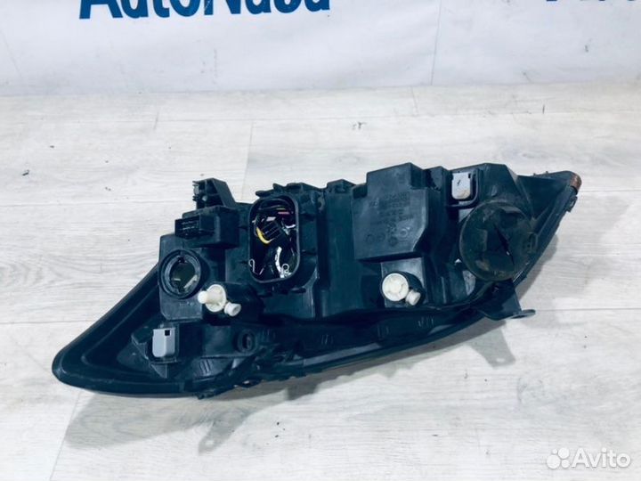 Фара правая Toyota Corolla E12