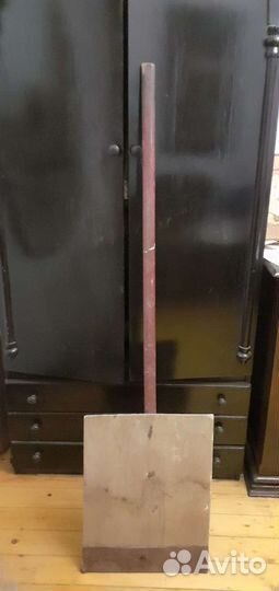 Лопата деревянная для уборки снега