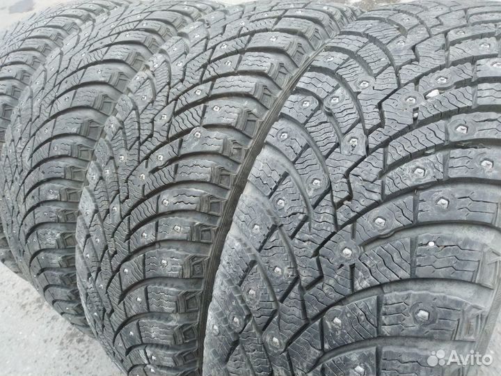 Pirelli Ice Zero 2 205/60 R16