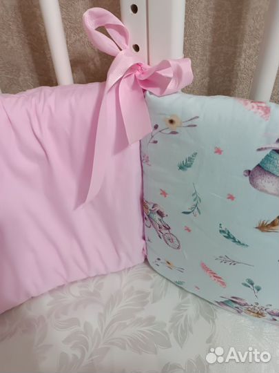 Детская кроватка с матрасом и бортиками