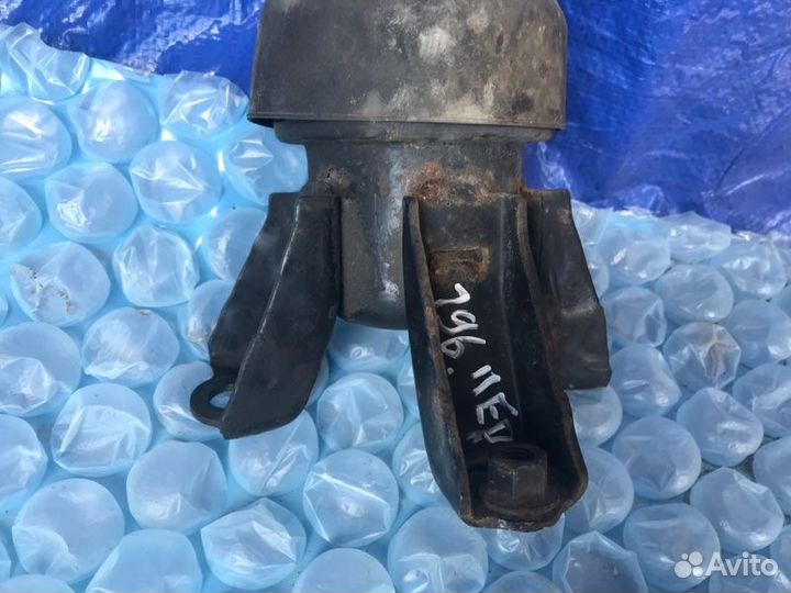 Подушка двигателя передняя Toyota Solara 2 2001