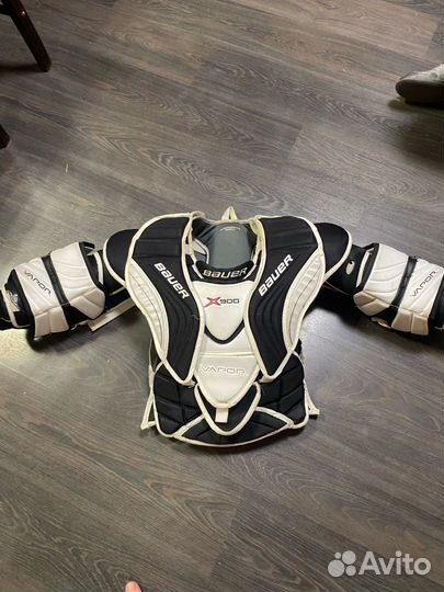 Вратарский нагрудник Bauer vapor x900 int s