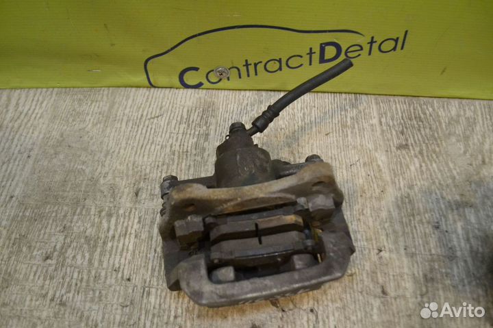 Суппорт задний левый Lexus RX 2 3