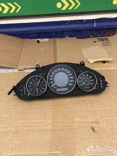 Щиток приборов Mercedes Benz CLS W219